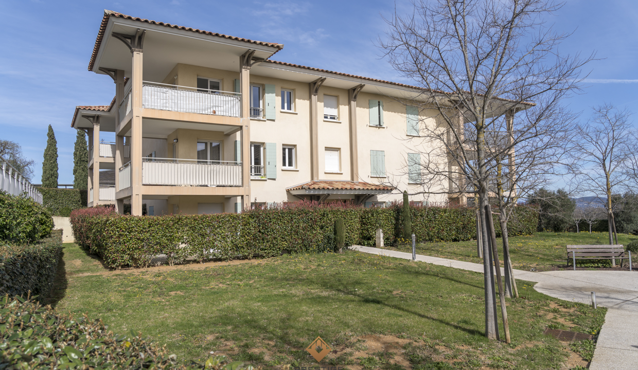 immobilier-saint-tropez.jpg